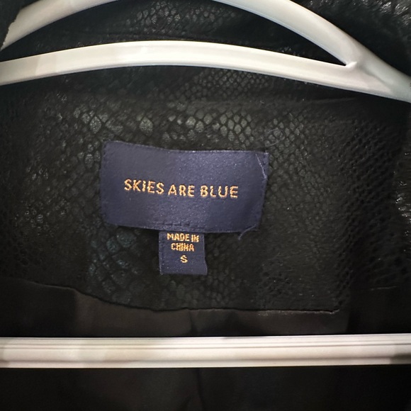 Black embossed NWOT Moto Jacket - Picture 4 of 8